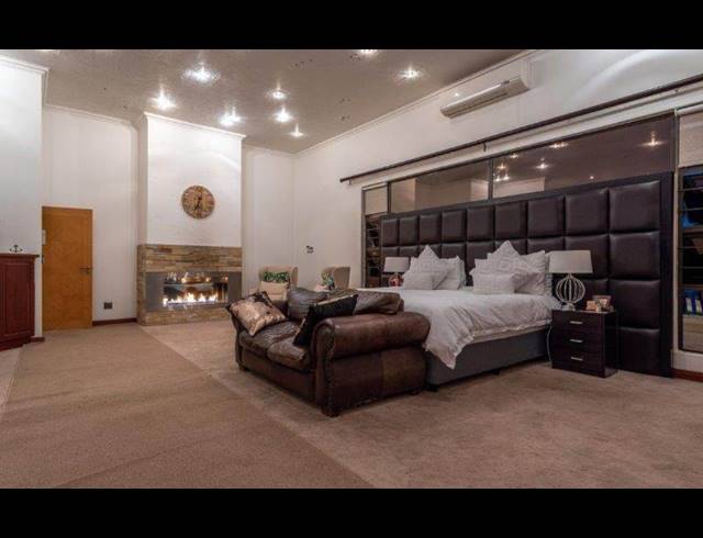 6 BEDROOM HOUSE FOR SALE IN MEYERSDAL